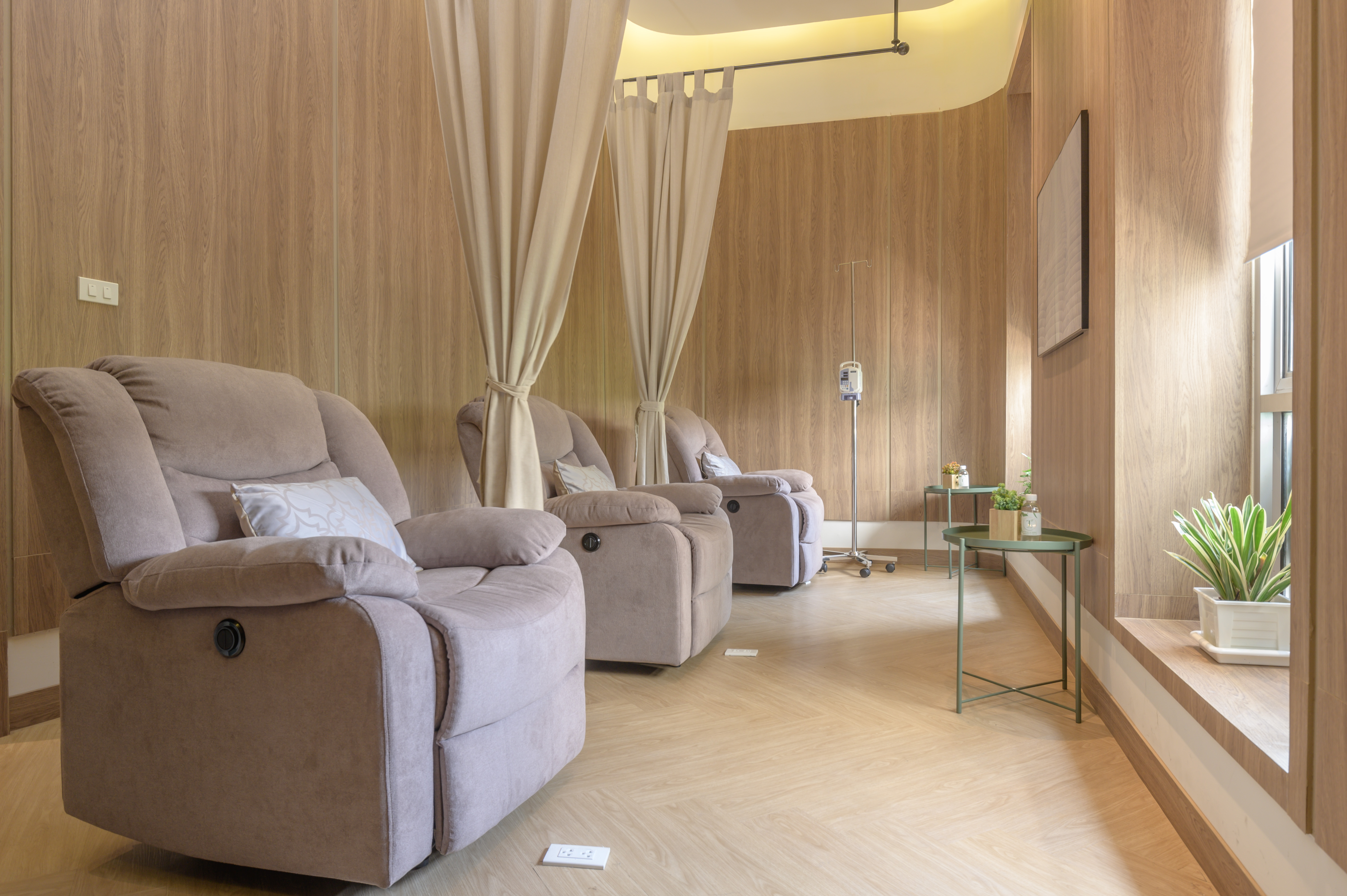 IV Drip NAD+ Therapy Thrive Wellness Center